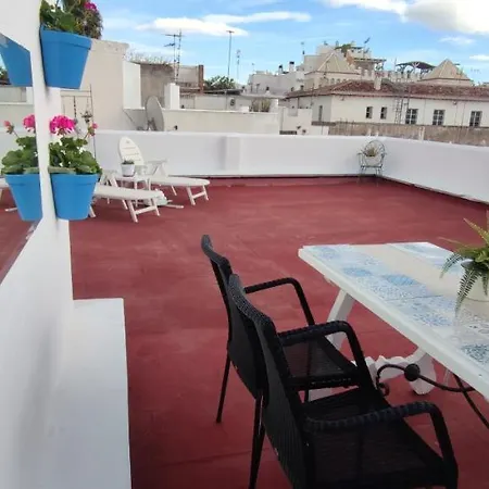 アパート Big And Cozy With A Big Terrace In The Center Of The Old Town